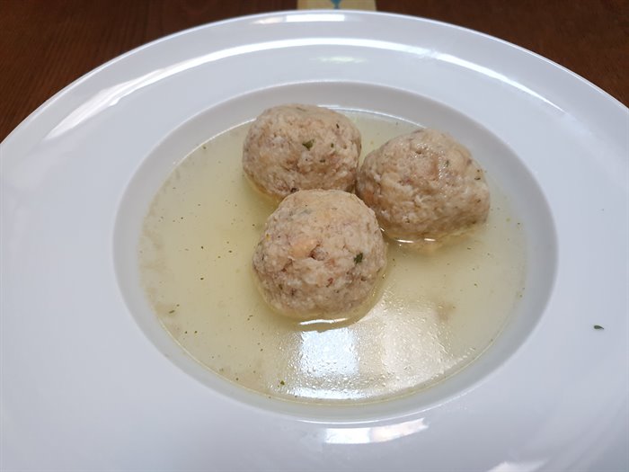 PRIMI PIATTI - Canederli in brodo fatti in casa