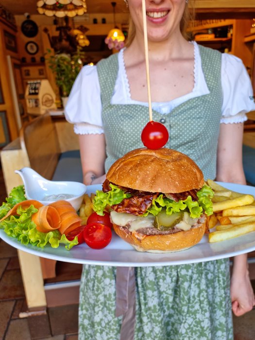 SECONDI PIATTI - Hamburger di manzo