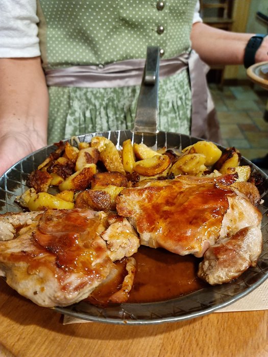 SECONDI PIATTI - Filetto di maiale alla tirolese